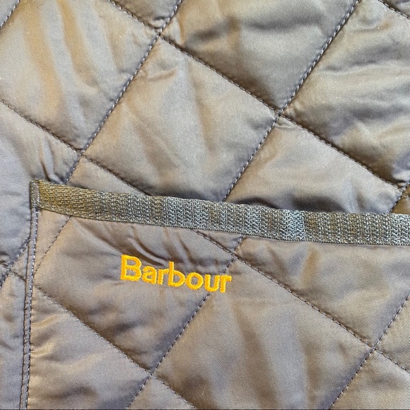 BARBOUR Crested Liddesdale Size M - Picture 1 of 11